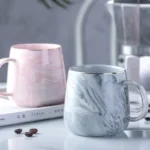 كوب سيراميك 400 مل – بنمط رخامي وحدود ذهبية