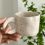 ⁦كوب القهوة الحديث – مقبض دائري 250 مل⁩ - الصورة ⁦2⁩